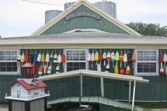 Crabpot Corks restaurant on Tangier Island